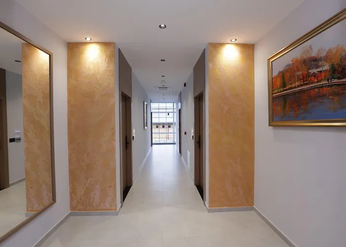 Resiidence 4* Tirana